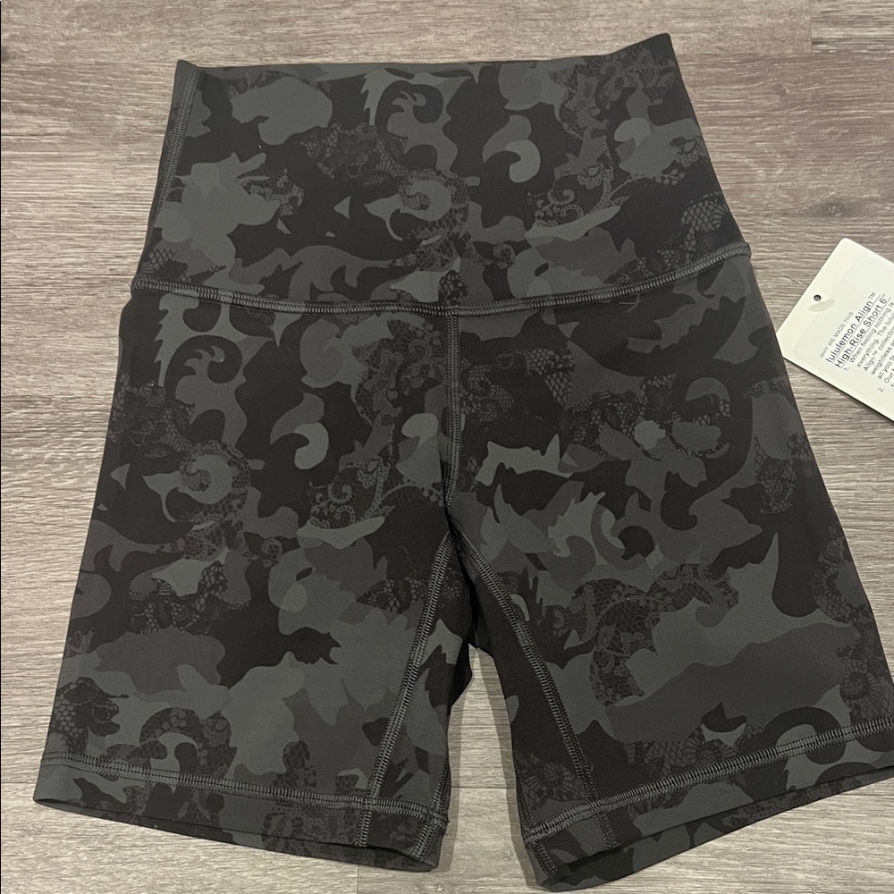 Lululemon Athletica Gray Camouflage Bike Shorts